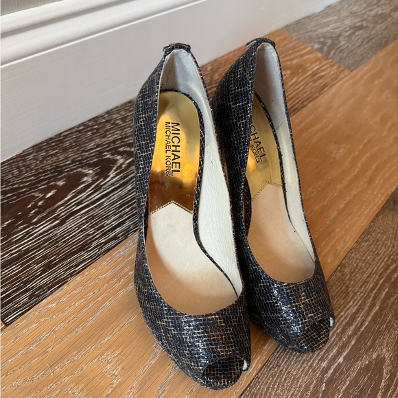 Michael Kors Erika Leopard Print Glitter Platform Peep Toe Pumps Size 7 - Picture 9 of 12